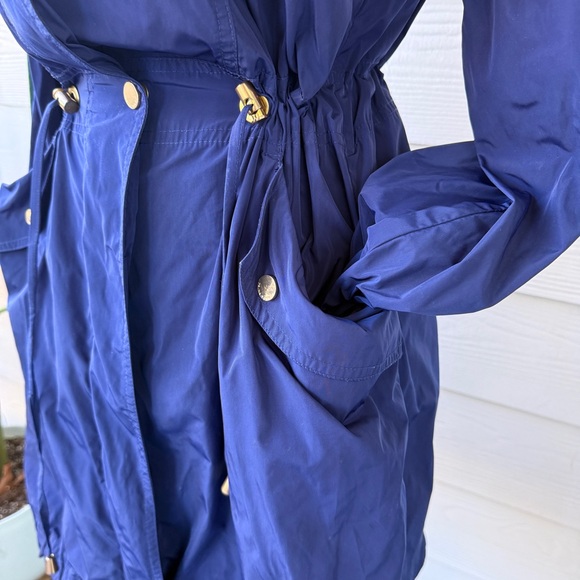 Trina Turk Blue Belted Rain Trench Coat | Size M | Classic & Chic - Picture 4 of 14